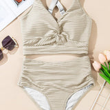 Tvarujúce bikiny s vysokým pásom a prekríženým topom