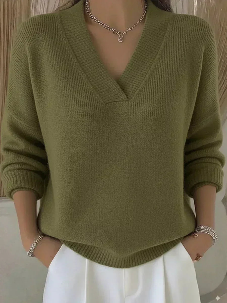 Violeta | Voľný sveter s výstrihom do V-neck