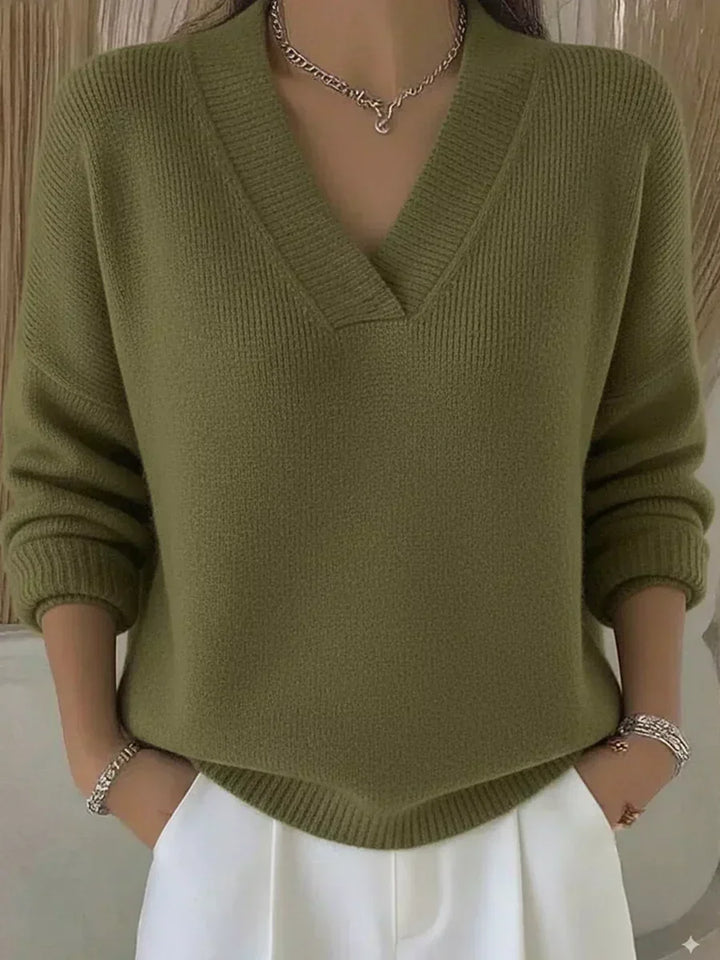 Violeta | Voľný sveter s výstrihom do V-neck