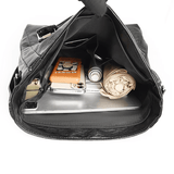 Hladká crossbody kabelka s priestranným tvarom