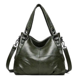Priestranná hladká crossbody kabelka